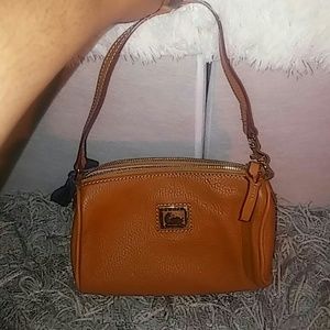 Dooney &Bourke small leather brown purse